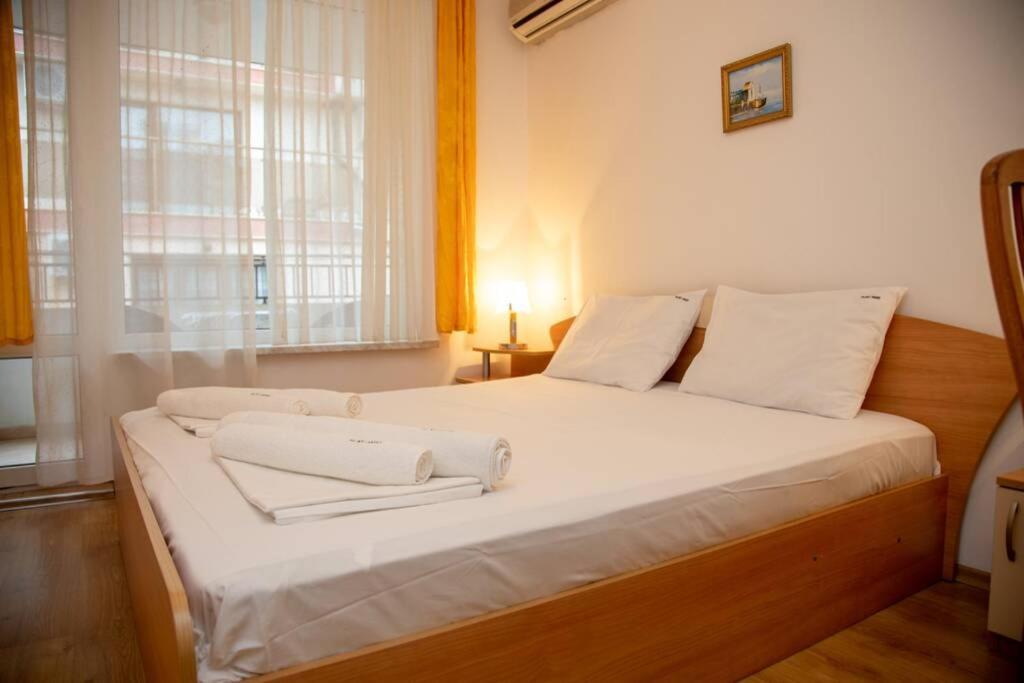 Convenient 1-Bedroom Flat Next To Harmanite Beach Sozopol Exteriör bild