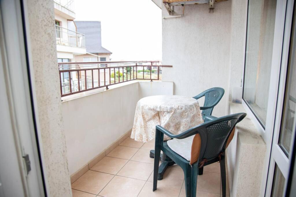 Convenient 1-Bedroom Flat Next To Harmanite Beach Sozopol Exteriör bild