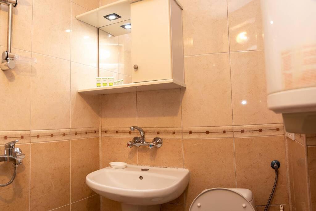 Convenient 1-Bedroom Flat Next To Harmanite Beach Sozopol Exteriör bild